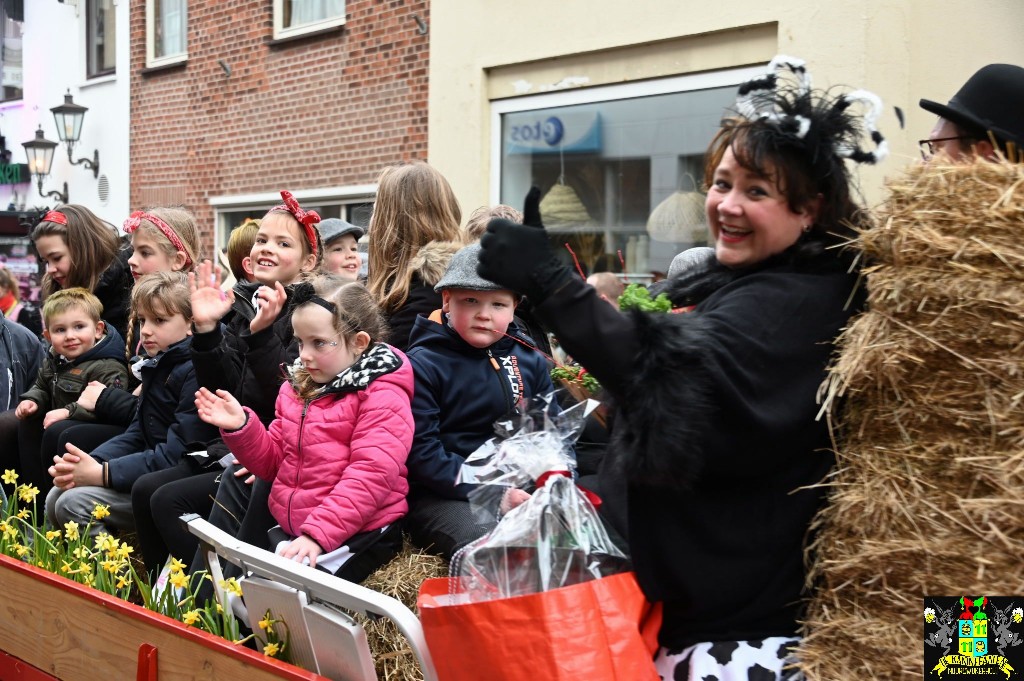 ../Images/Boerenbruiloft gemeentehuis 2023 013.jpg